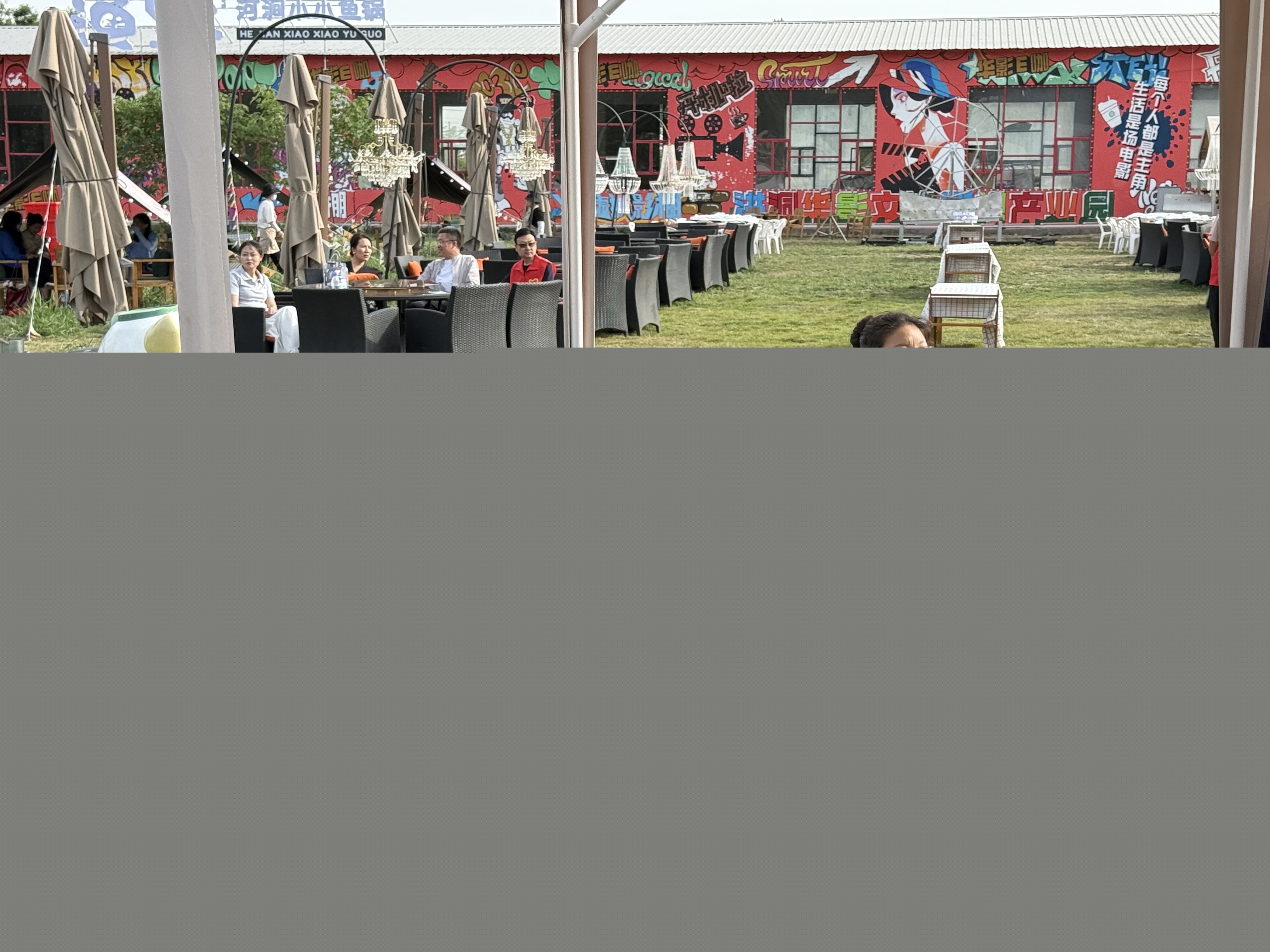 書(shū)記1.jpg 書(shū)記1.jpg